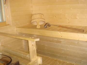 Фото номера Вилла с 1 спальней и сауной Кемпинги Mansikkaharju Holiday Camp г. Леппявирта 13
