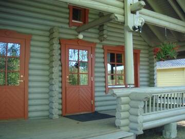 Фото номера Большой коттедж с видом на озеро Кемпинги Mansikkaharju Holiday Camp г. Леппявирта 18
